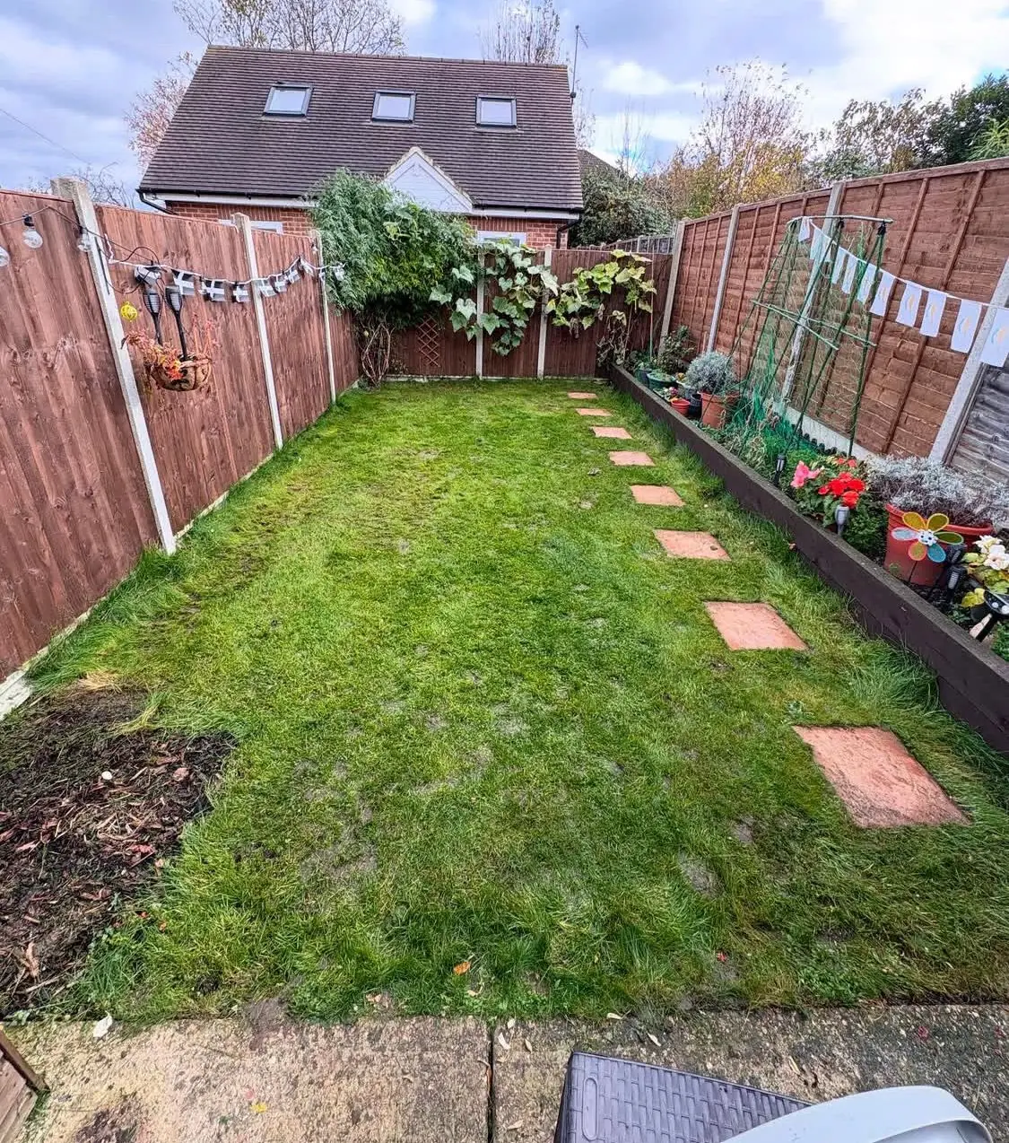 Garden maintenance and lawn aeration service in Gerrards Cross